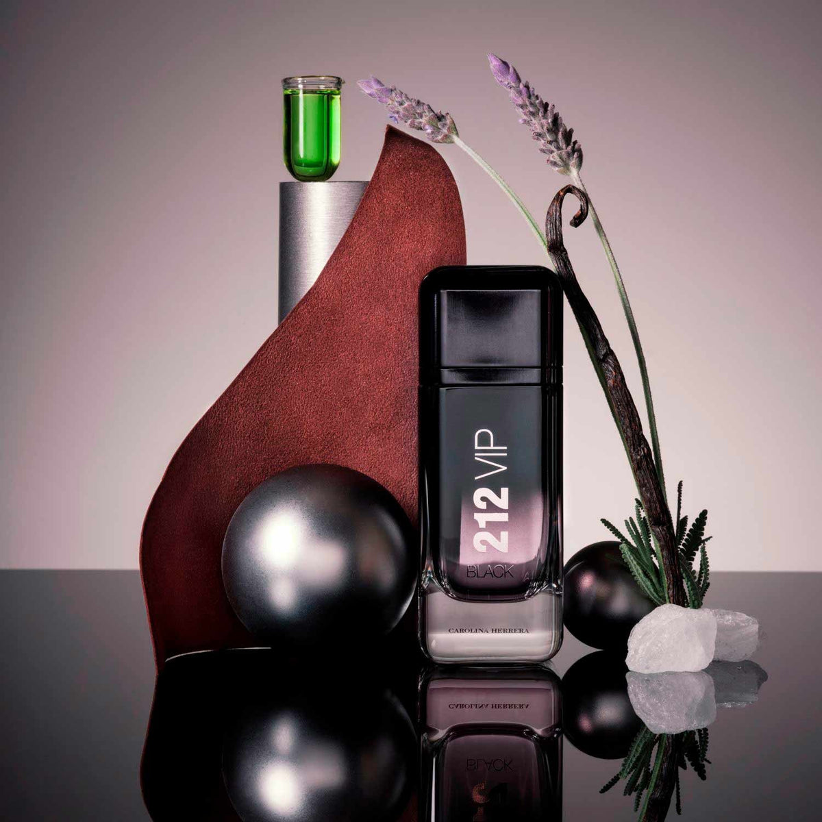 Carolina Herrera 212 VIP Black Eau de Parfum